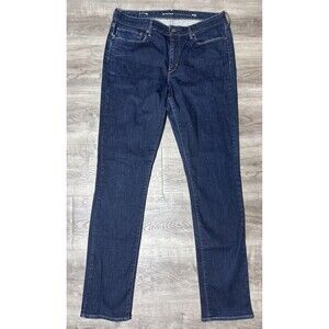 Levis Jeans Womens 33 Demi Curve Classic Rise Slim Blue Medium Wash Denim 33x34